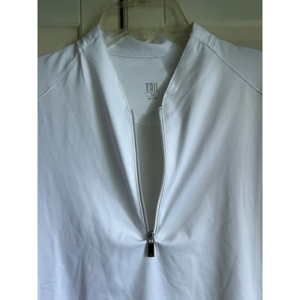 Tail athletic top